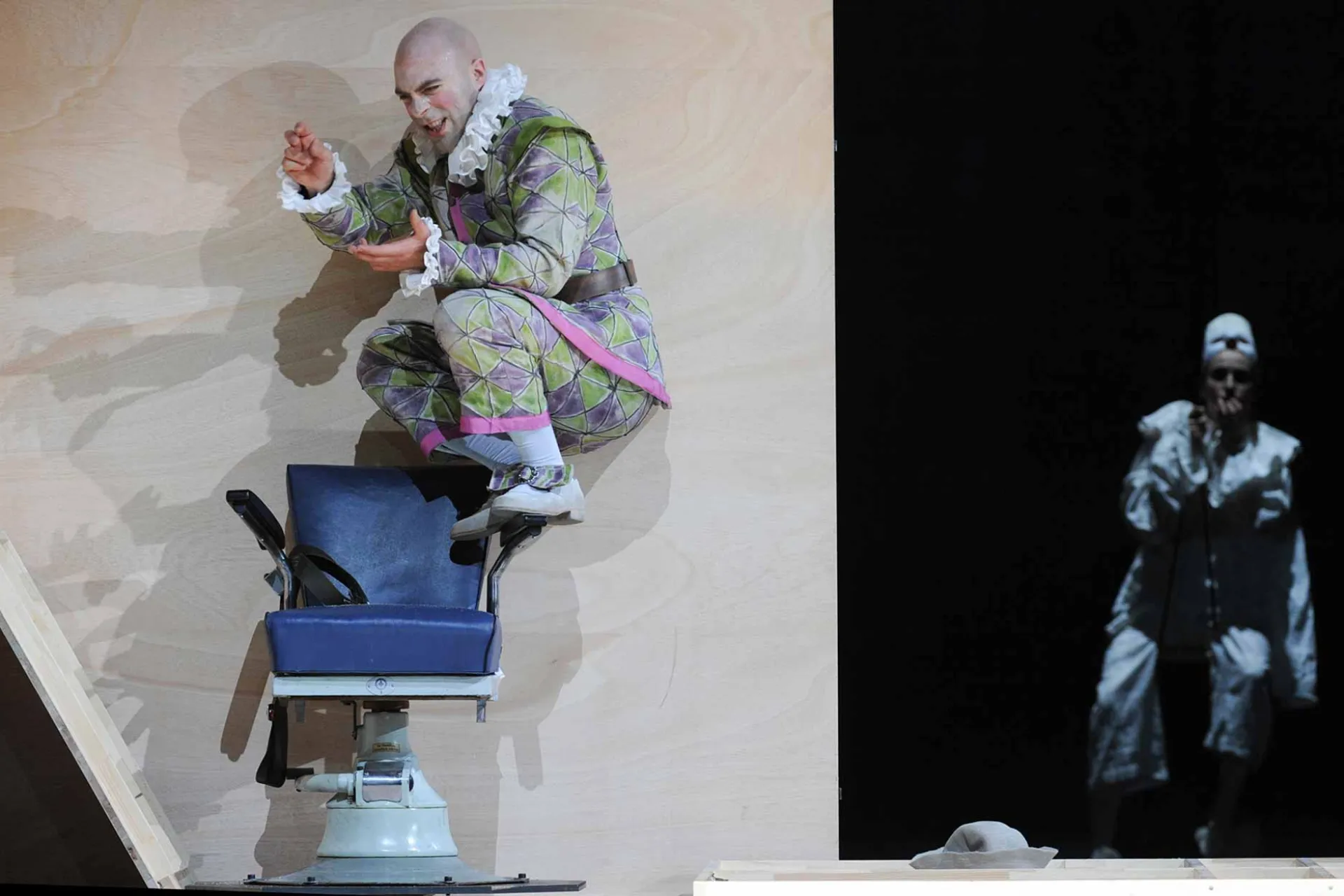 Kohtaus Mozartin Figaron häistä Kohtaus Mozartin Figaron häistä