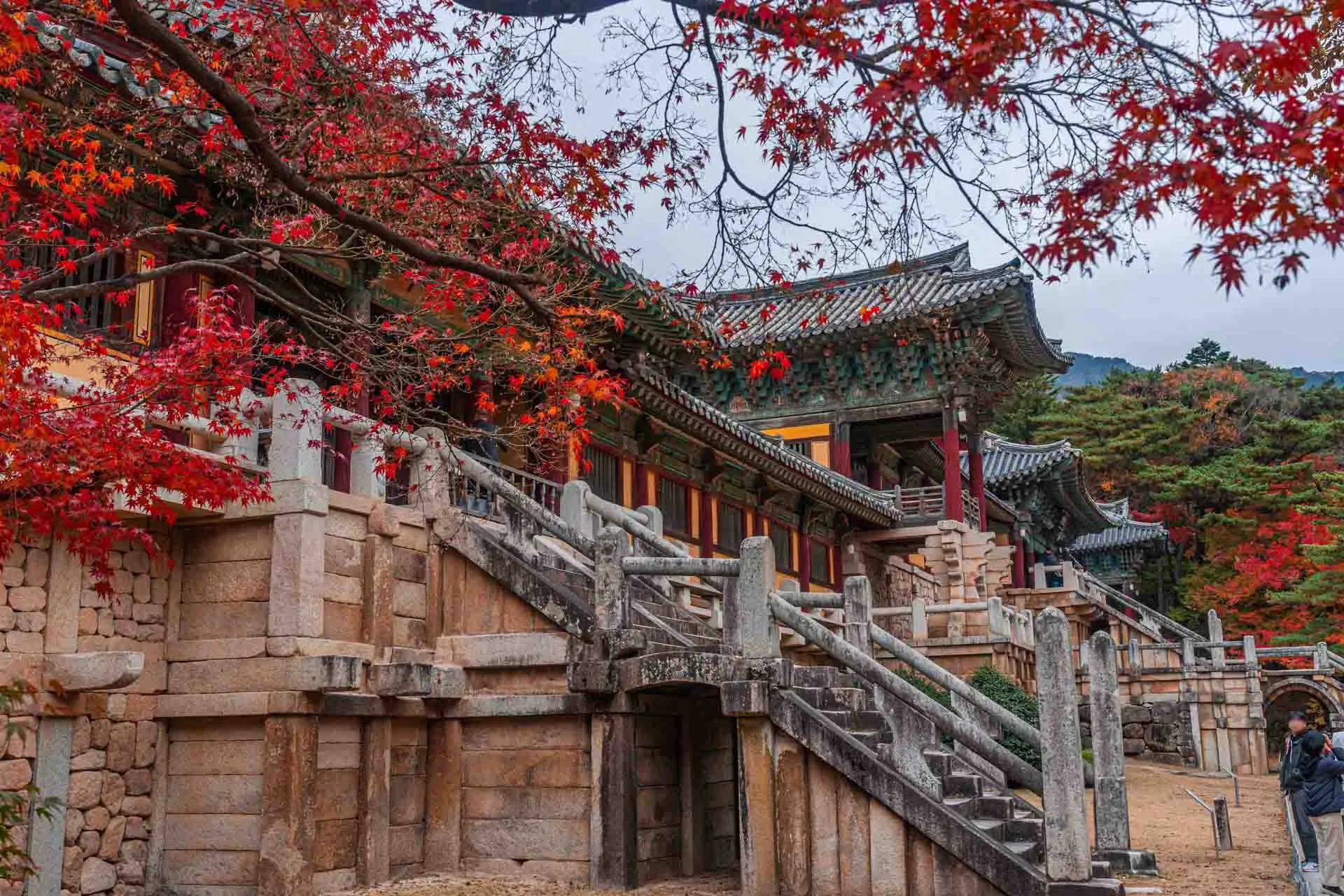 Bulguksa-temppeli – historiallisine pagodiensa kanssa
