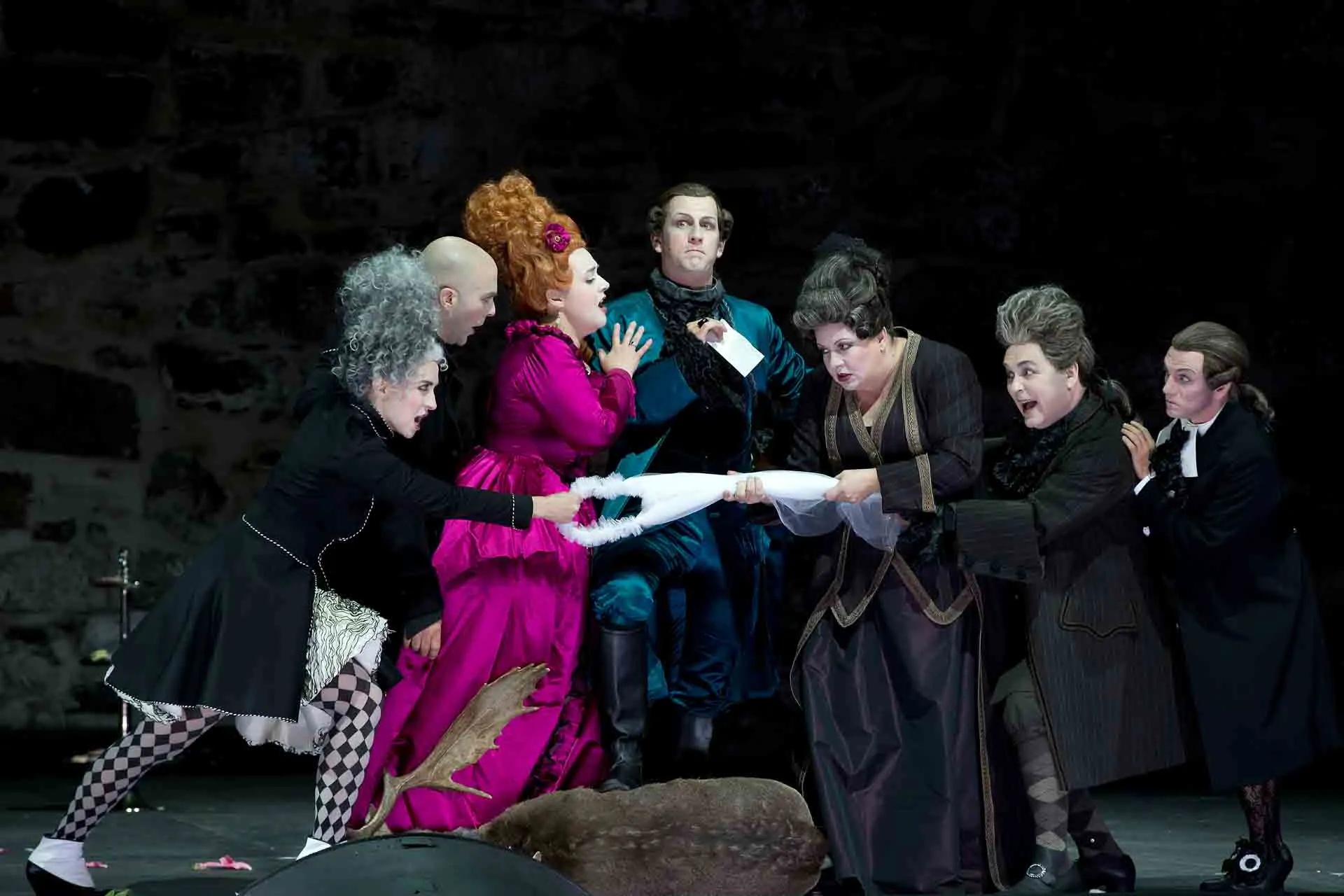 Kohtaus Mozartin Figaron häistä Kohtaus Mozartin Figaron häistä