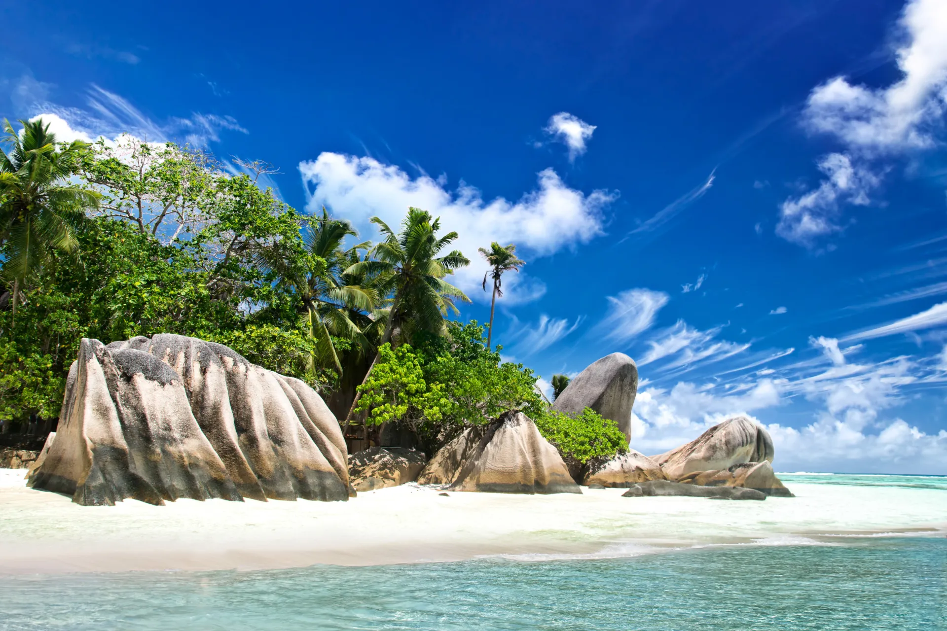 La Digue Island upean luonnon kera