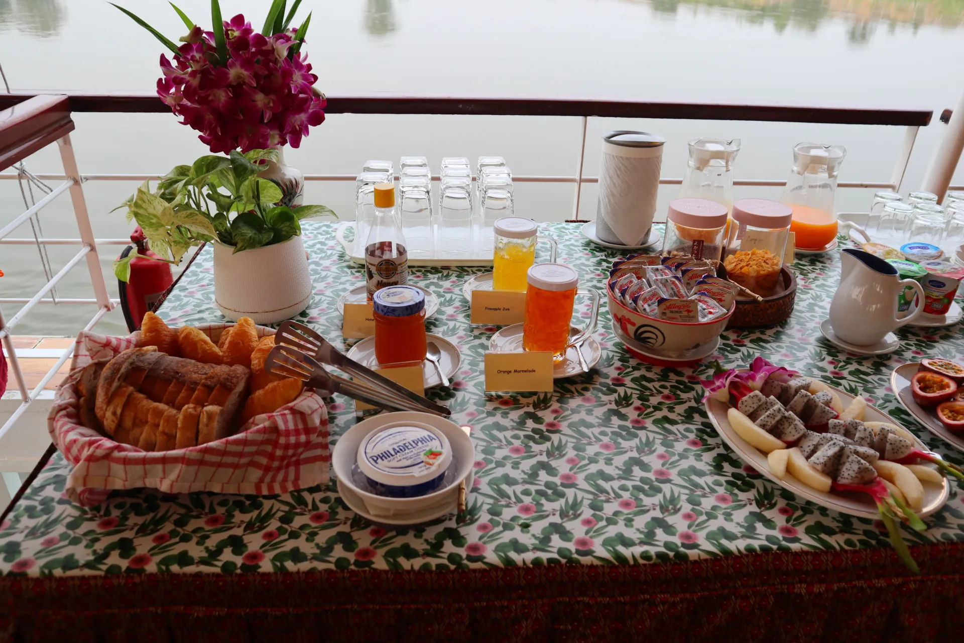 Aamiaisbuffet Aamiaisbuffet