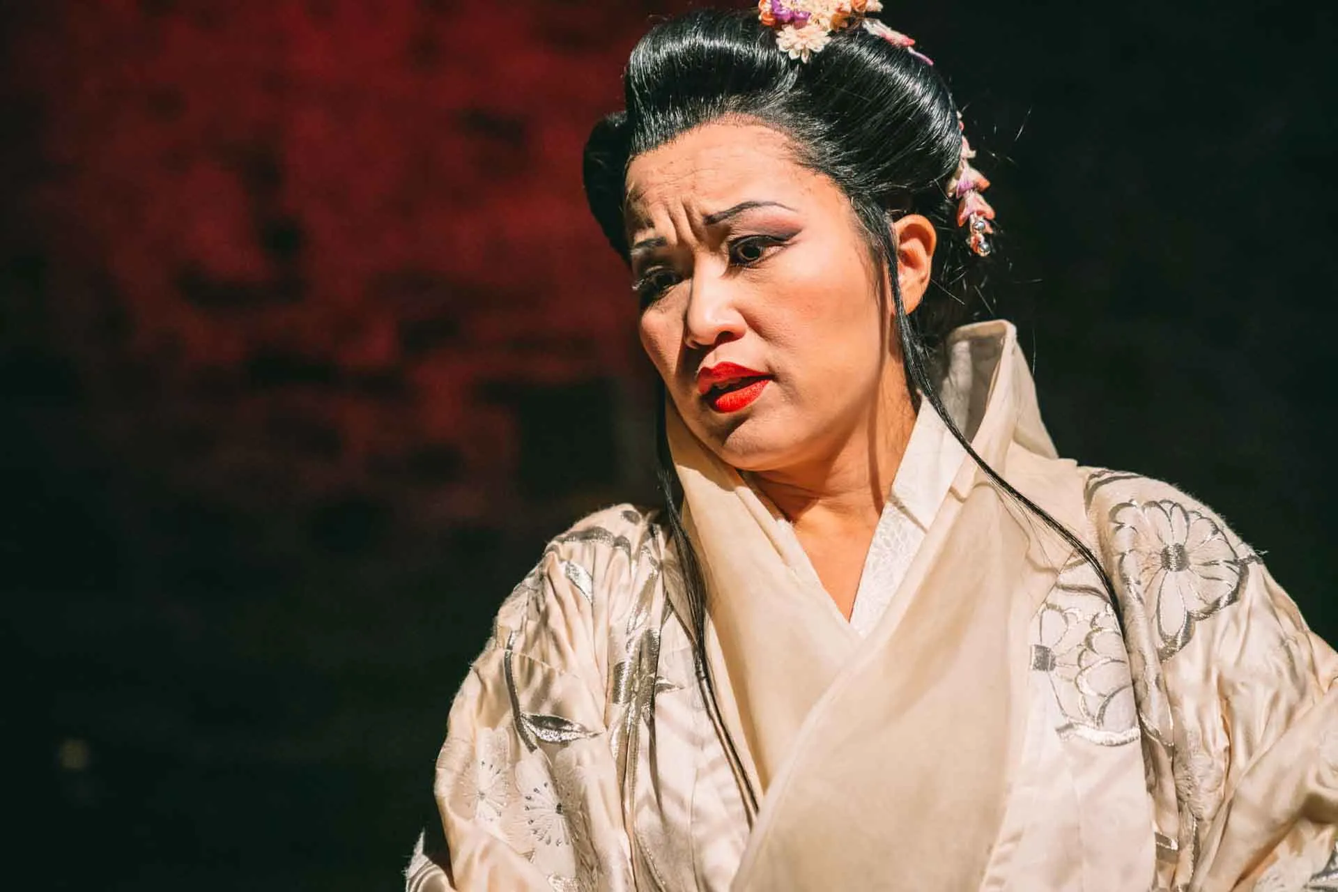 Kohtaus Puccinin Madama Butterflyn oopperoista