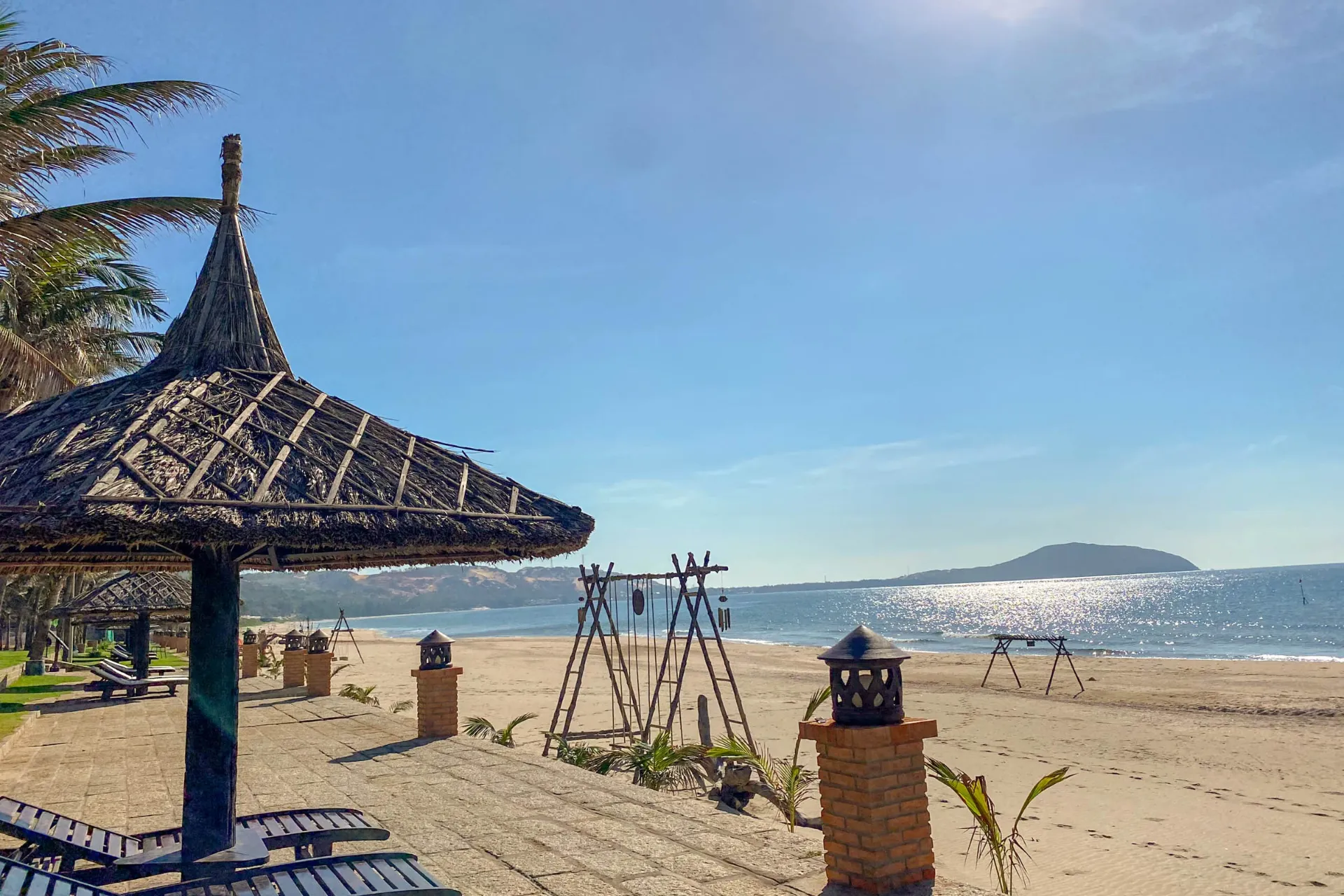 Ranta-alue Hotel Pandanus Resortin yhteydessä