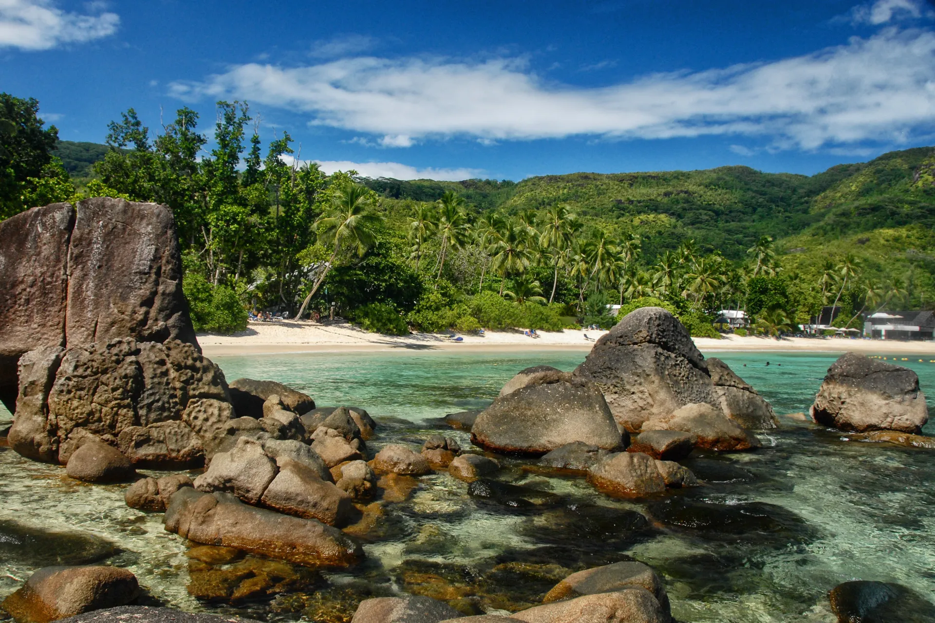 Trooppista taikaa Praslinilla