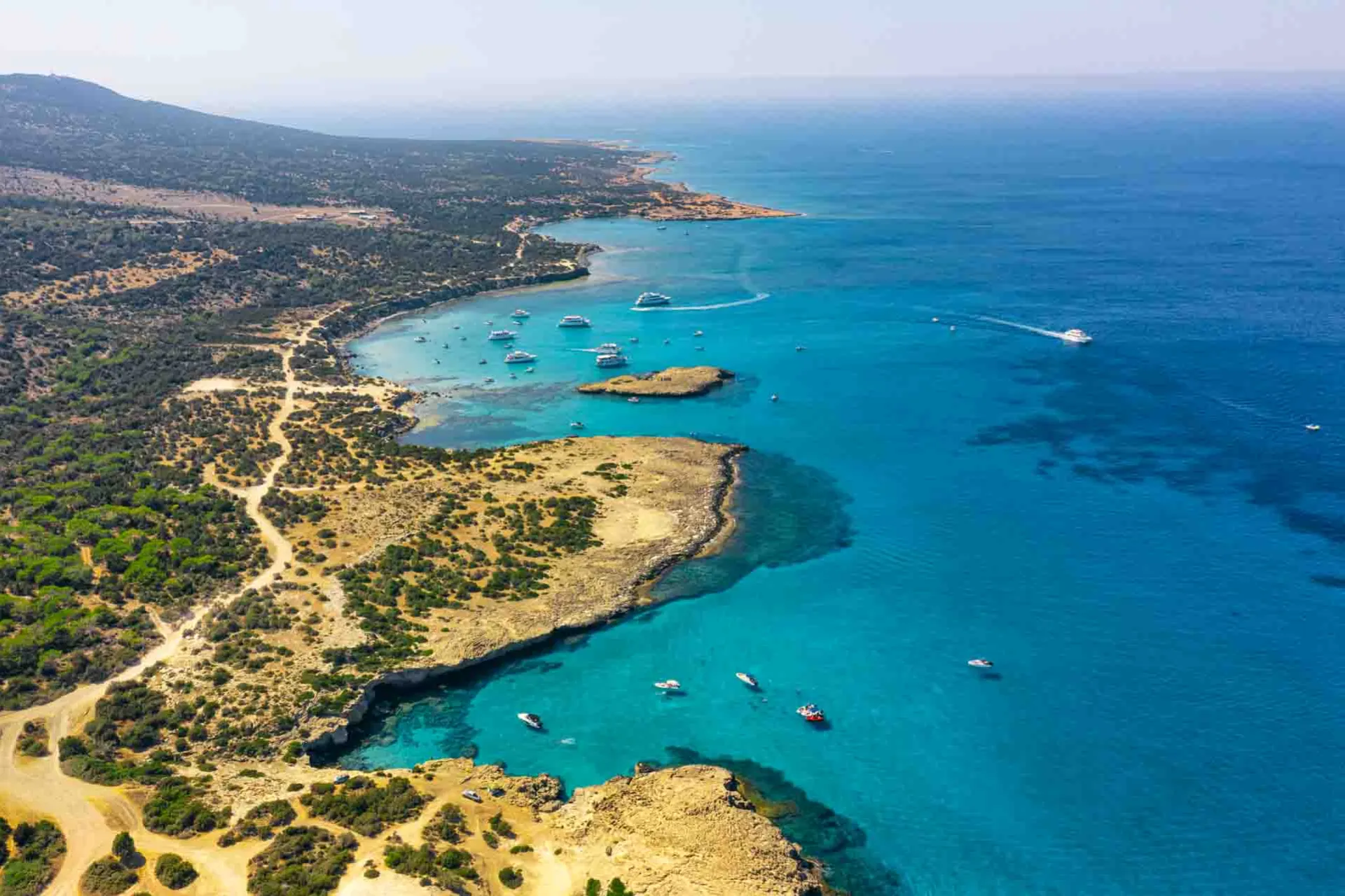 Akamasin luonnonsuojelualue ilmasta nähtynä Akamasin luonnonsuojelualue ilmasta nähtynä