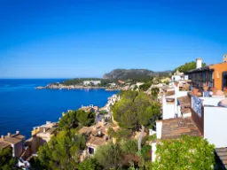 Näkymä Paguera-rannikolle Näkymä Paguera-rannikolle