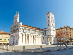 San Martinon katedra Luccassa San Martinon katedra Luccassa