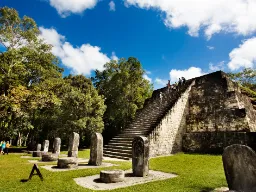 Aika tutustua Tikalin mayaraunioihin Aika tutustua Tikalin mayaraunioihin