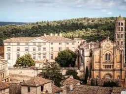 Saint Theodoritin katedraali Uzèsissa