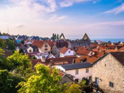 Visbyn vanhakaupunki Sankta Karin -kirkon raunioineen Visbyn vanhakaupunki Sankta Karin -kirkon raunioineen