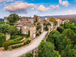 Ménerbes – vielä yksi ”Les Plus Beaux Villages de France” (Ranskan kauneimmat kylät)