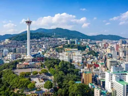 Busan Tower – ikoninen näköalatorni Yongdusan-puistossa