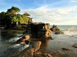Tanah Lot -temppeli Balilla Tanah Lot -temppeli Balilla