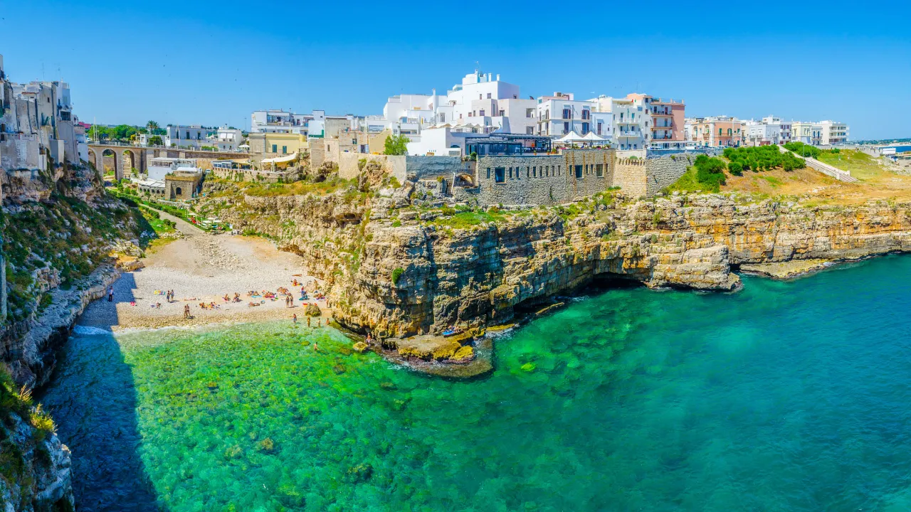 Kalliokaupunki Polignano Kalliokaupunki Polignano