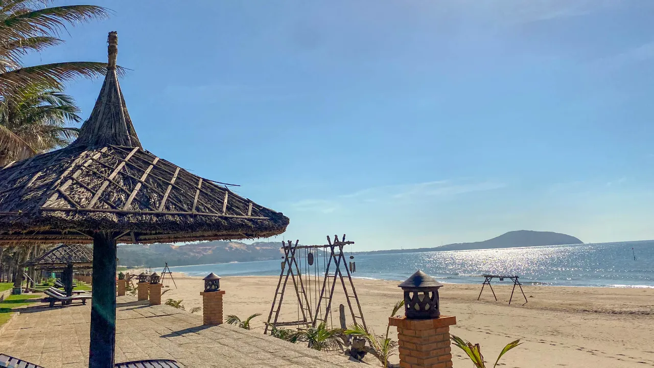 Ranta-alue Hotel Pandanus Resortin yhteydessä