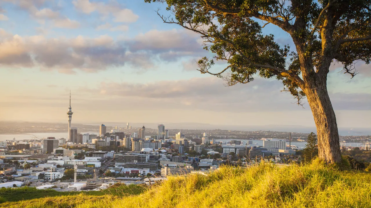 Auckland – Purjeiden kaupunki – Sky Towerin kanssa Auckland – Purjeiden kaupunki – Sky Towerin kanssa