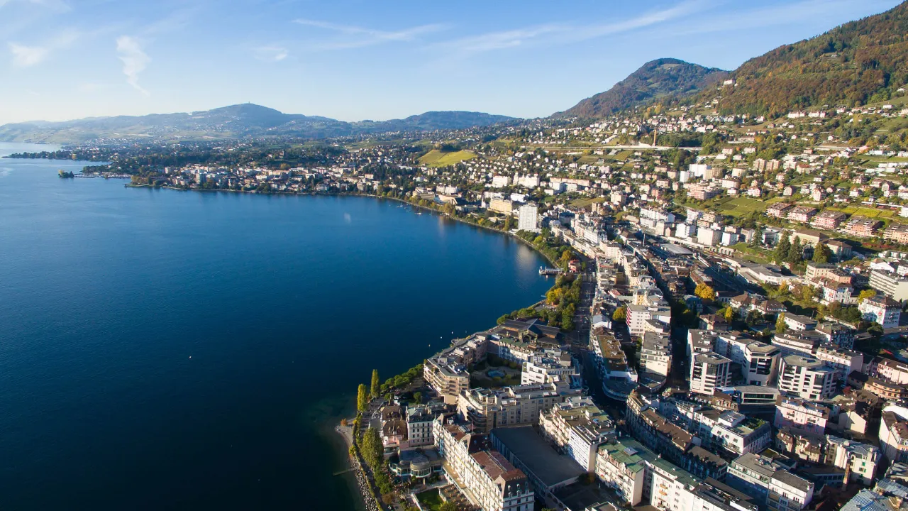 Montreux ylhäältä päin Montreux ylhäältä päin