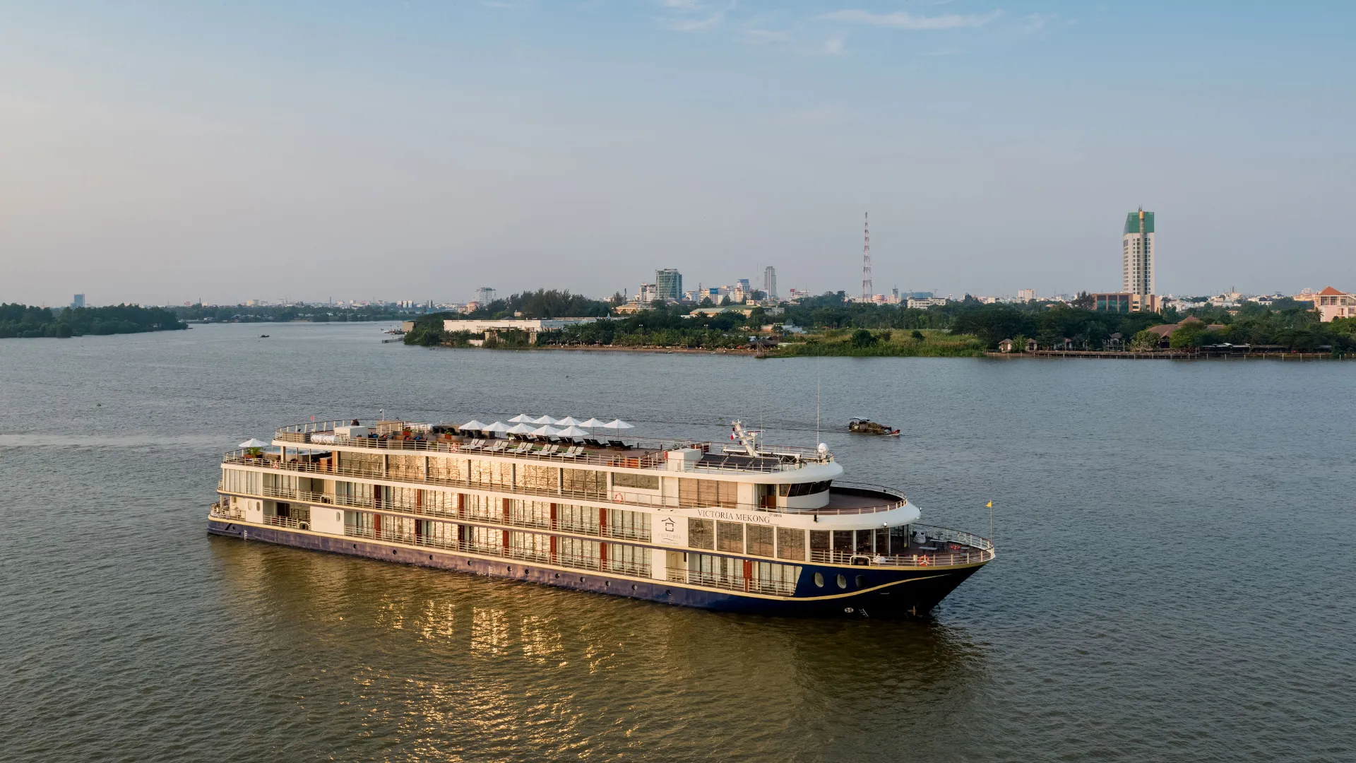 Jokiristeilyaluksemme, Victoria Mekong